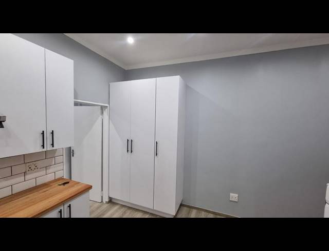 1 BEDROOM PROPERTY TO RENT IN SELECTION PARK